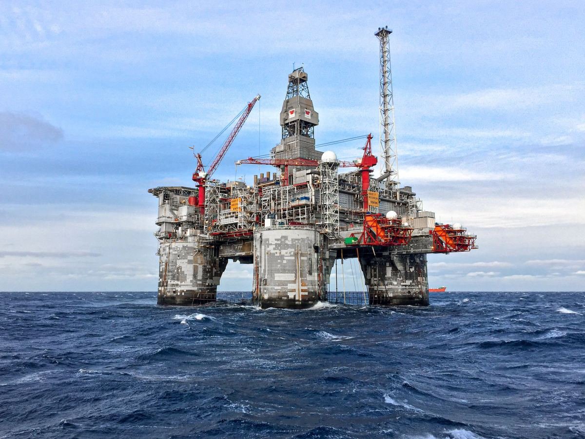 Offshore production platform in a heavy North Sea swell